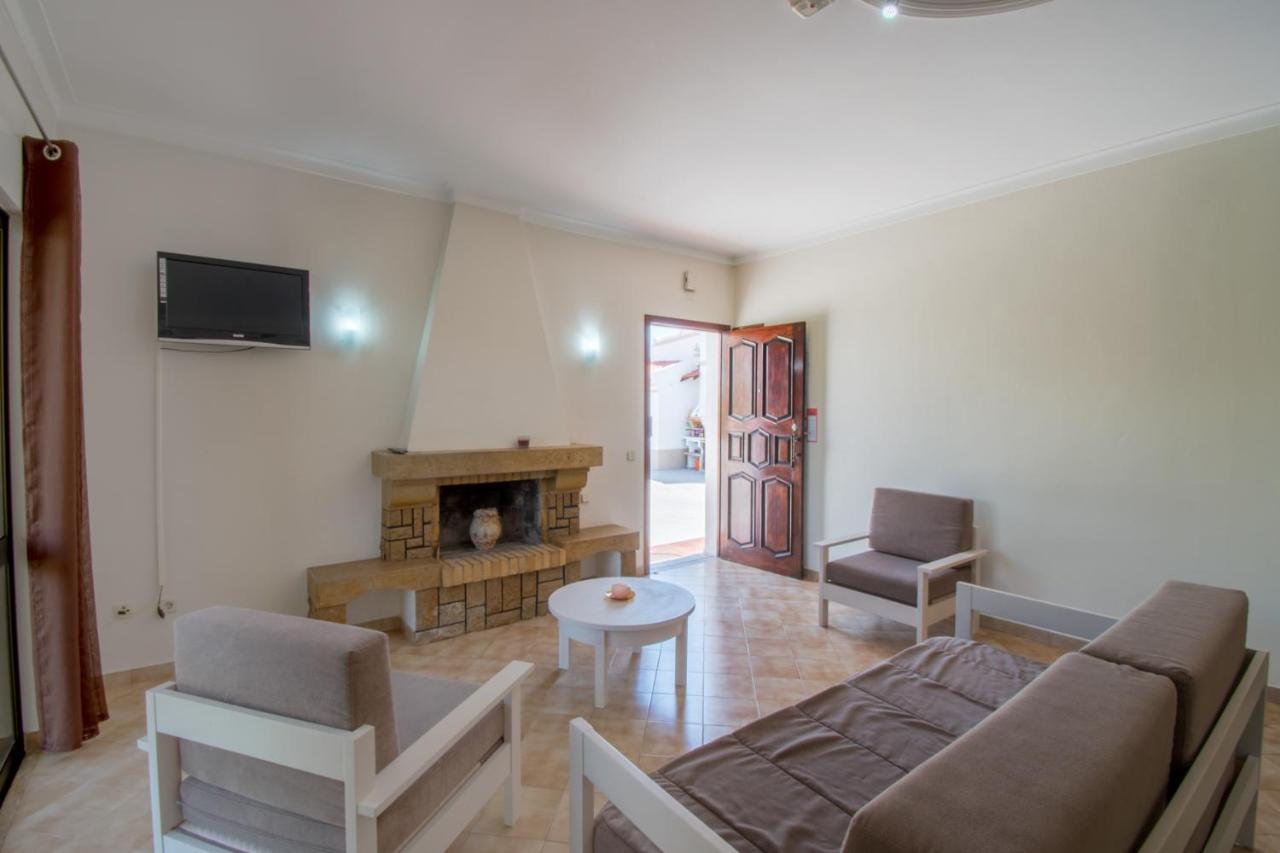 Apartamentos Pinto Quarteira Εξωτερικό φωτογραφία