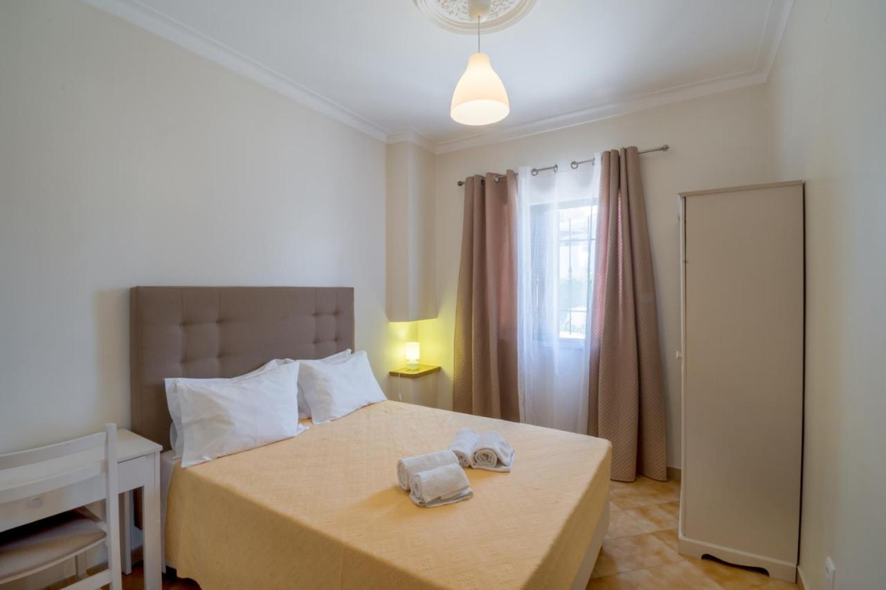 Apartamentos Pinto Quarteira Εξωτερικό φωτογραφία
