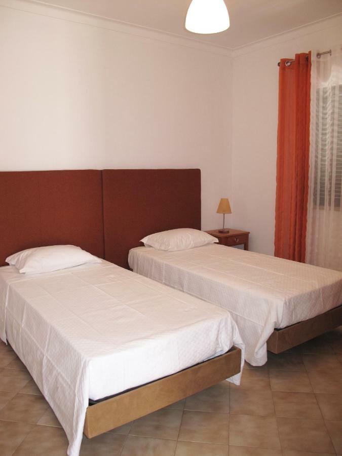 Apartamentos Pinto Quarteira Εξωτερικό φωτογραφία